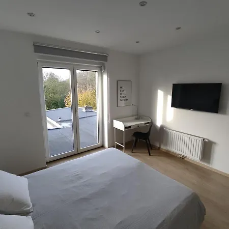 Πανσιόν Citadelle - Avec Salle De Bain Independantes Et Cuisine Partagee 3*