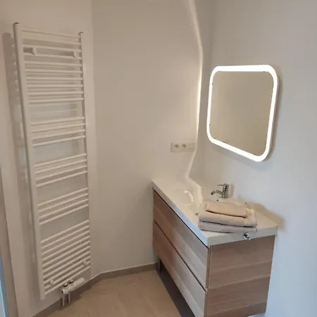 Citadelle - Avec Salle De Bain Independantes Et Cuisine Partagee 3*