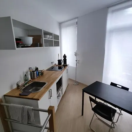 Citadelle - Avec Salle De Bain Independantes Et Cuisine Partagee Liège