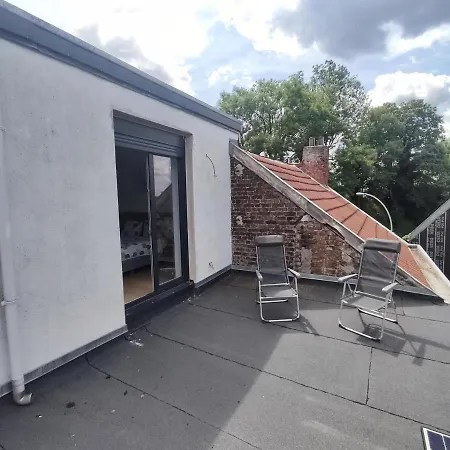 Konukevi Citadelle - Avec Salle De Bain Independantes Et Cuisine Partagee