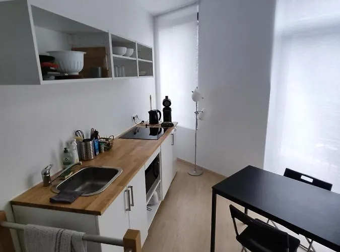 Citadelle - Avec Salle De Bain Independantes Et Cuisine Partagee Liegi