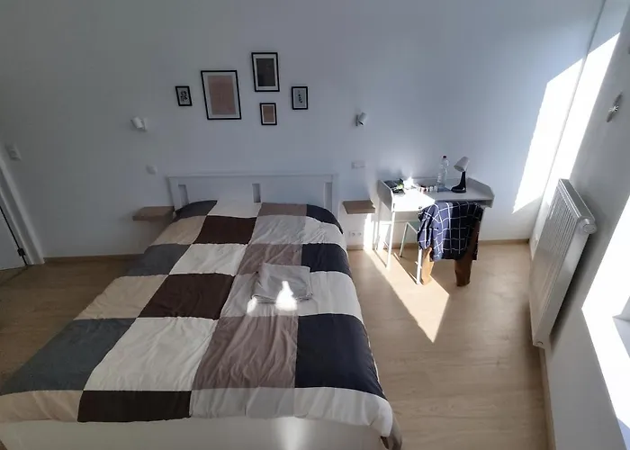 Citadelle - Avec Salle De Bain Independantes Et Cuisine Partagee Affittacamere 3*